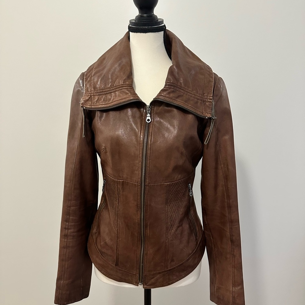 Danner Brown Leather Jacket with Textured Finish and Fold-Over Collar